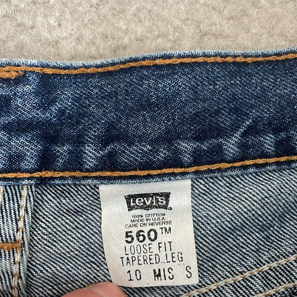 Custom made Levi jean shorts - Picture 4 of 8